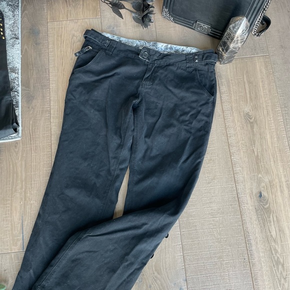 Emprys Clothing Co - Picture 2 of 2